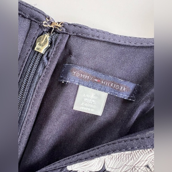 Tommy Hilfiger Women's Floral Print Fit & Flare Dress Blue Size 4 - Picture 10 of 13